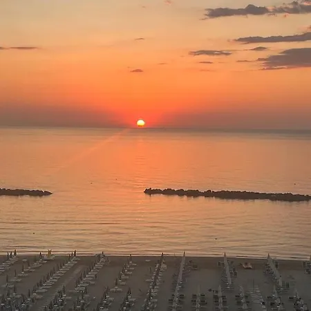 La Terrazza Sull'adriatico Διαμέρισμα Σαν Μπενεντέτο ντελ Τρόντο